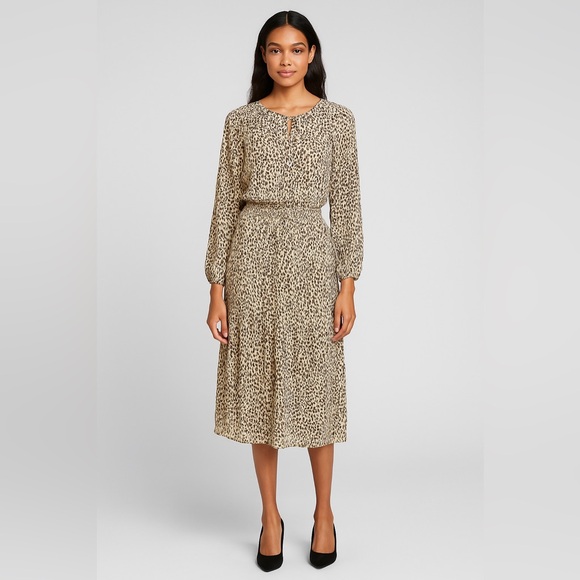 Banana Republic Dresses & Skirts - 🐆 Pleated Midi Dress – Cheetah Print 🐆